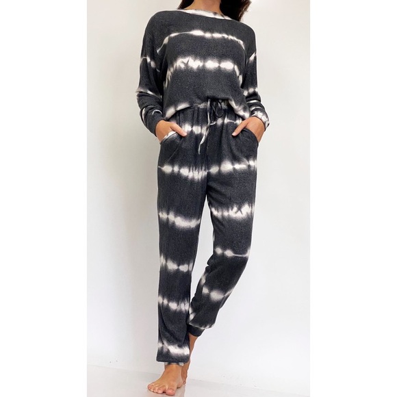 Wave Lounge Set - Picture 2 of 4